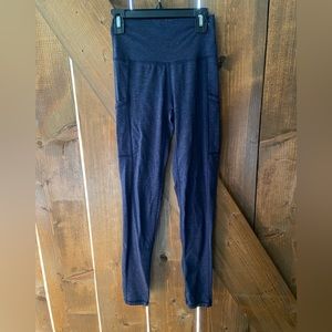 Womens Aerie leggings with pockets
